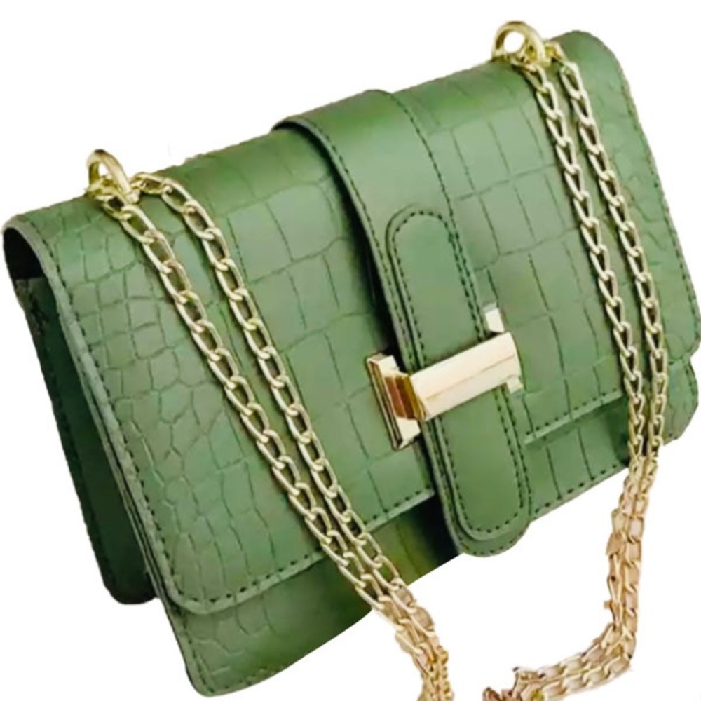 New green fashion bag